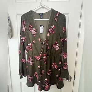 💃Rue21 Olive Floral V-Neck Blouse💃